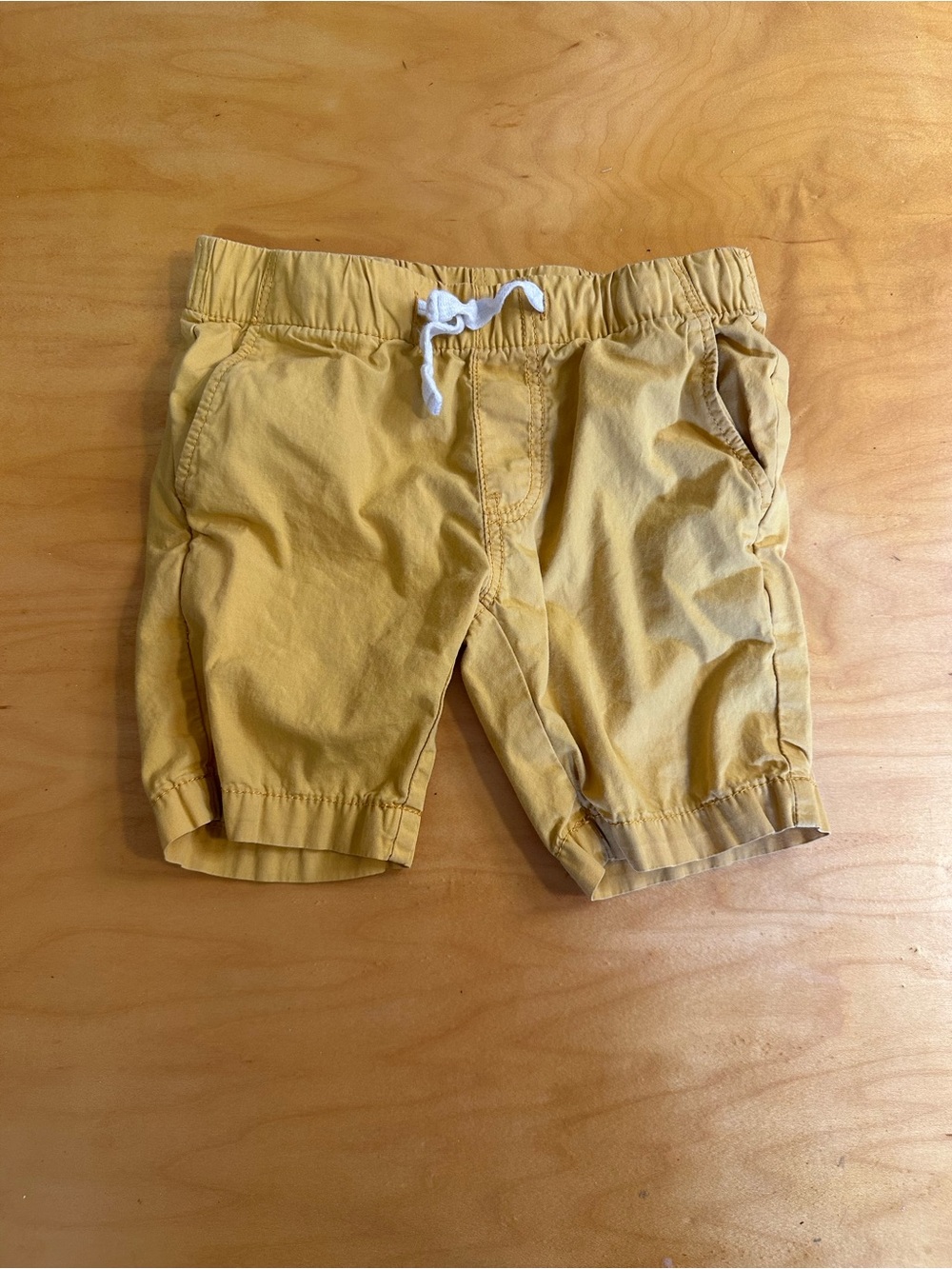 H&M Kids 2-3Y Casual Drawstring Shorts in Mustard Yellow